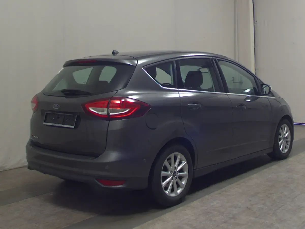 Gebraucht Ford C-MAX Titanium 120 PS (88 kW) 2019 Grau Van / Kleinbus