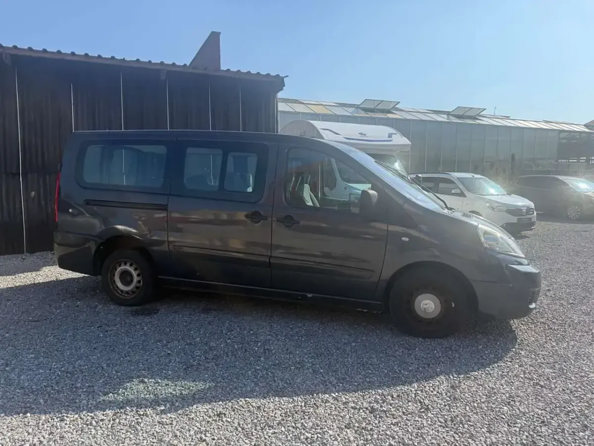 Gebraucht Peugeot Expert 90 PS (66 kW) 2009 Lack weiss banquise/deckende l Van