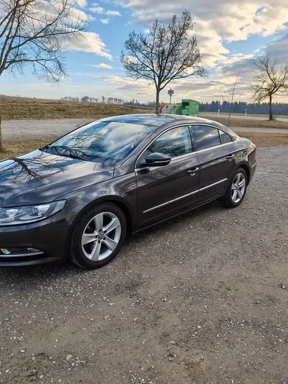 Gebraucht VW CC 140 PS (102 kW) 2014 Braun Limousine