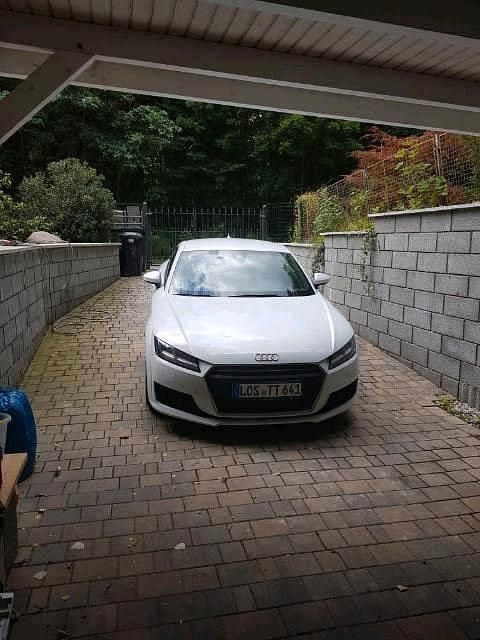 Weiß Gebraucht 2015 Audi TT Coupé | 24.000 € (Fairer Preis) - Bild 1/4