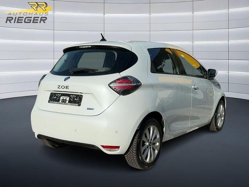 Gebraucht Renault Zoe Experience 50 kW (69 PS) 2020 Quarzweiß Kleinwagen