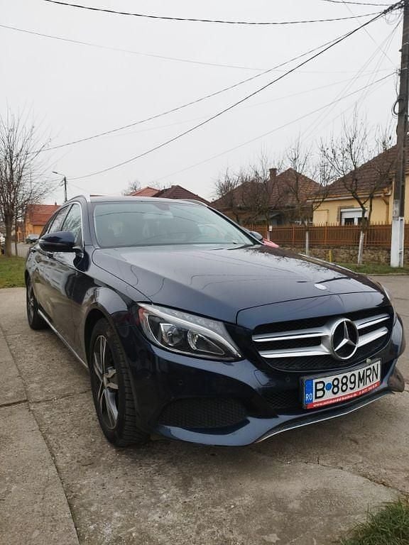 Gebraucht Mercedes C180 Edition 156 PS (114 kW) 2016 Blau Limousine