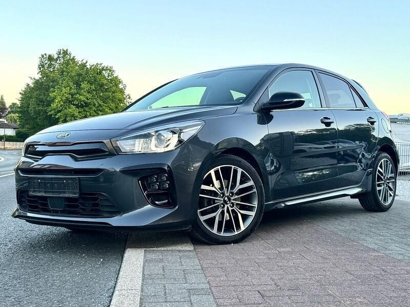Grau Gebraucht 2018 Kia Rio 2 Kleinwagen | 13.900 € (Fairer Preis) - Bild 1/4