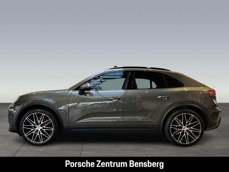 Gebraucht Porsche Macan 380 kW (517 PS) 2026 Grün SUV