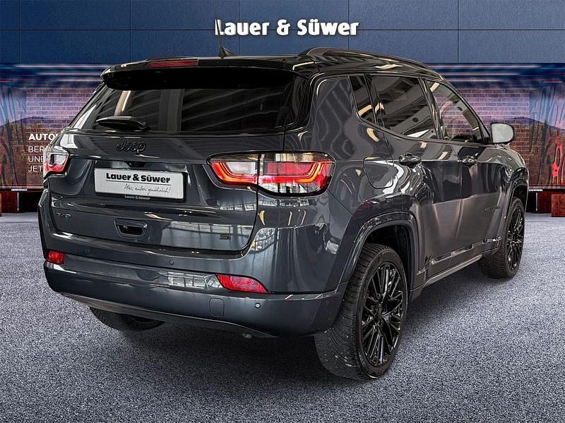 Gebraucht Jeep Compass 241 PS (177 kW) 2022 Blau SUV