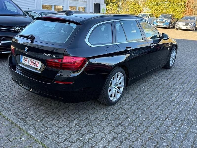 Gebraucht BMW 520 190 PS (139 kW) 2015 Schwarz Kombi