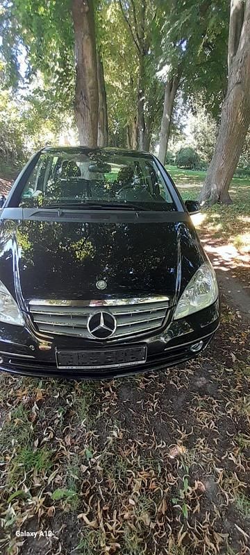 Schwarz Gebraucht 2009 Mercedes A150 Kleinwagen | 6.800 € (Etwas zu teuer) - Bild 1/4