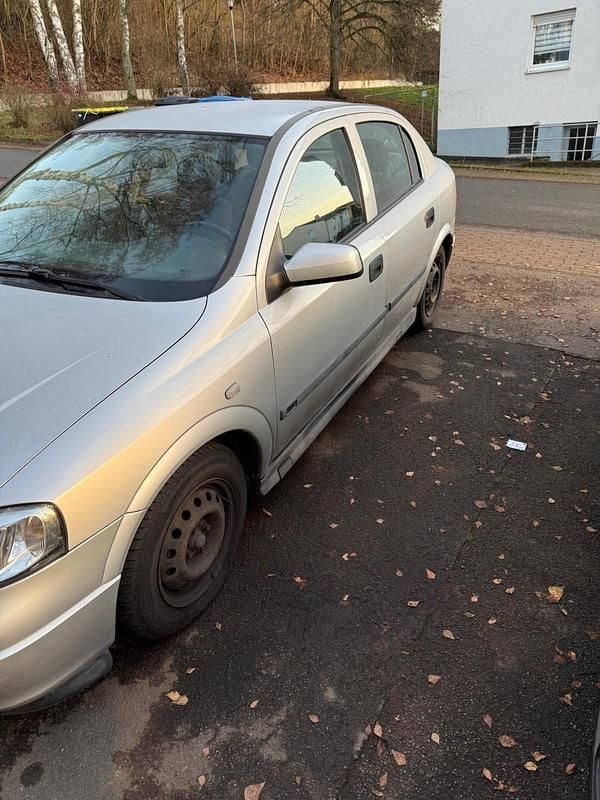 Gebraucht Opel Astra 101 PS (74 kW) 2001 Grau Kleinwagen