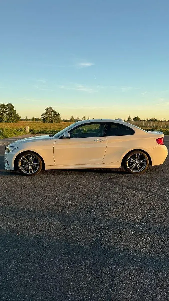 Gebraucht BMW M235 Comfort Edition 326 PS (239 kW) 2014 Weiß Coupé