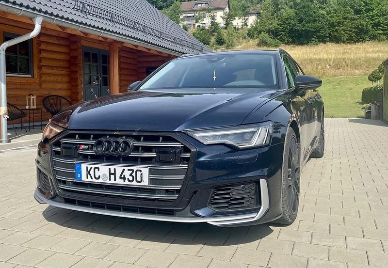Gebraucht Audi S6 Ambiente 349 PS (256 kW) 2020 Blau Kombi