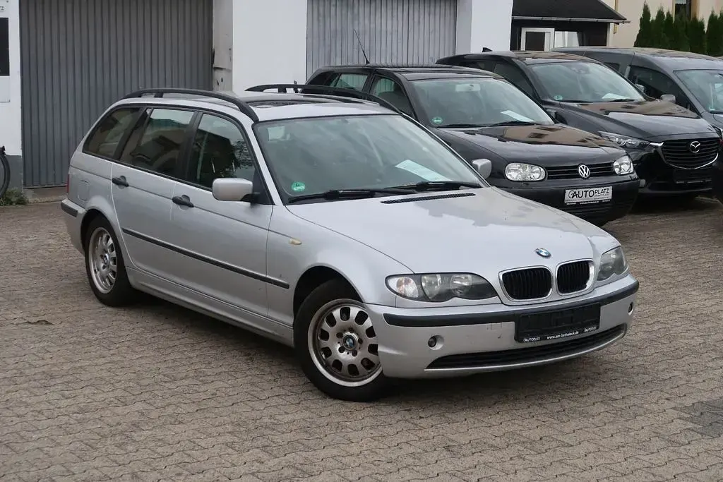 Gebraucht BMW 318 143 PS (105 kW) 2005 Silber Kombi