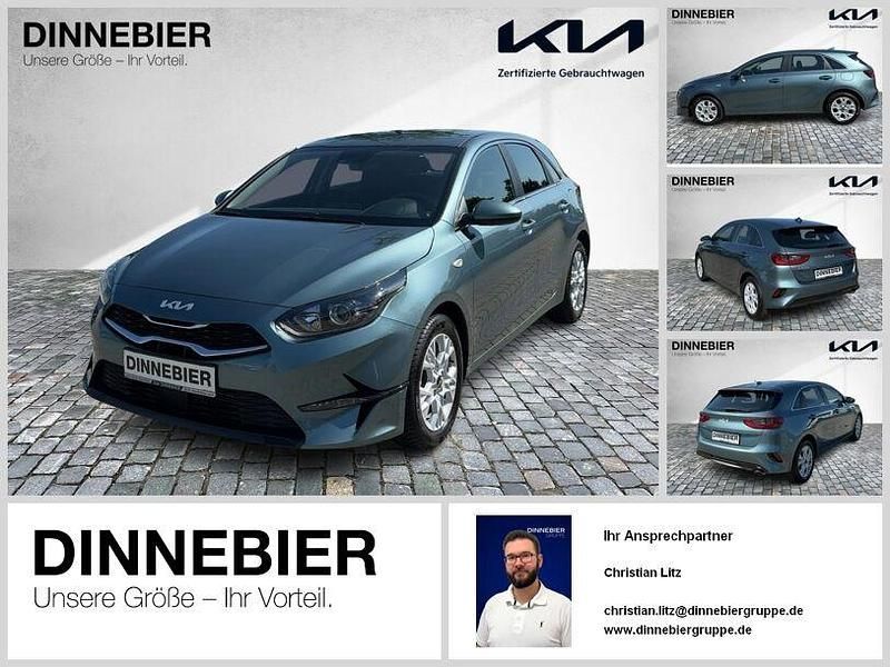 Grau Gebraucht 2023 Kia Ceed Vision Kleinwagen | 23.090 € (Fairer Preis) - Bild 1/4