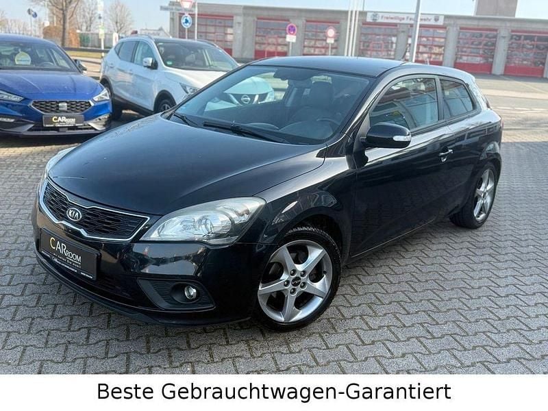 Gebraucht Kia ProCeed Edition 7 116 PS (85 kW) 2012 Schwarz Kleinwagen