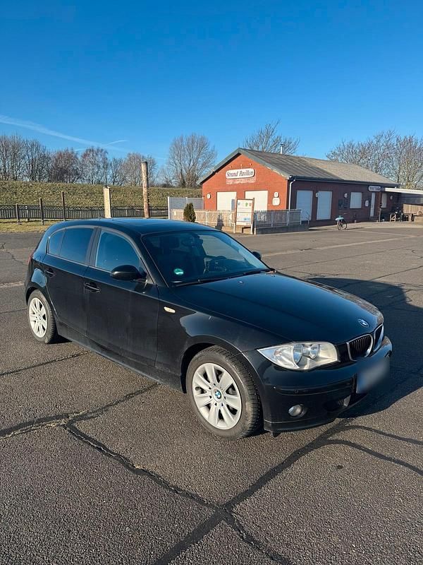 Gebraucht BMW 116 116 PS (85 kW) 2005 Schwarz Kleinwagen