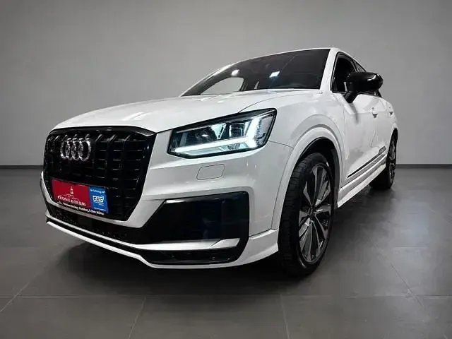Gebraucht Audi SQ2 Sport 300 PS (220 kW) 2020 Gletscherweiß metallic SUV