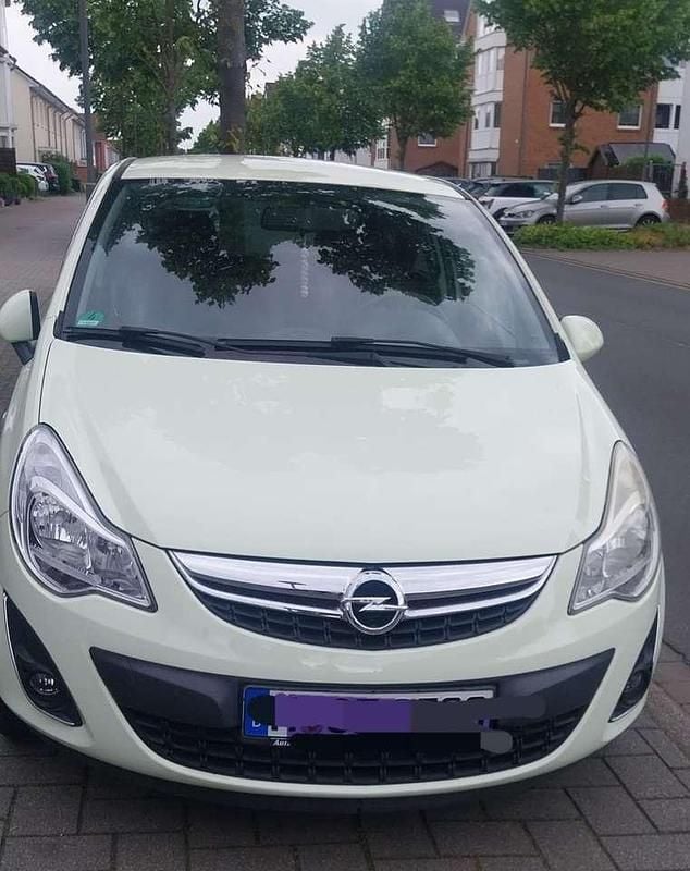 Gebraucht 2011 Opel Corsa Satellite Limousine | 3.100 € (Guter Preis) - Bild 1/4