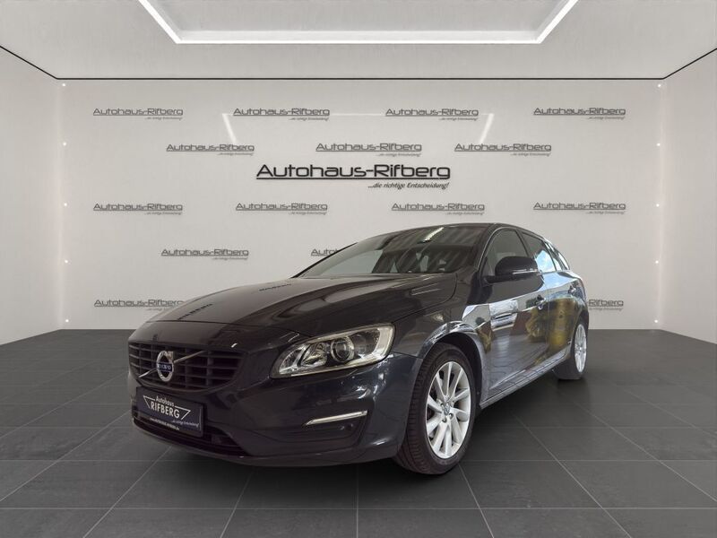 Grau Gebraucht 2016 Volvo V60 Business Edition Kombi | 16.490 € (Fairer Preis) - Bild 1/4