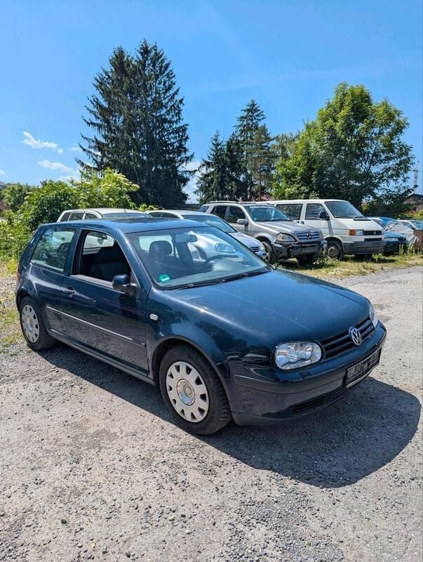 Blau Gebraucht 2003 VW Golf IV Kleinwagen | 999 € (Fairer Preis) - Bild 1/4