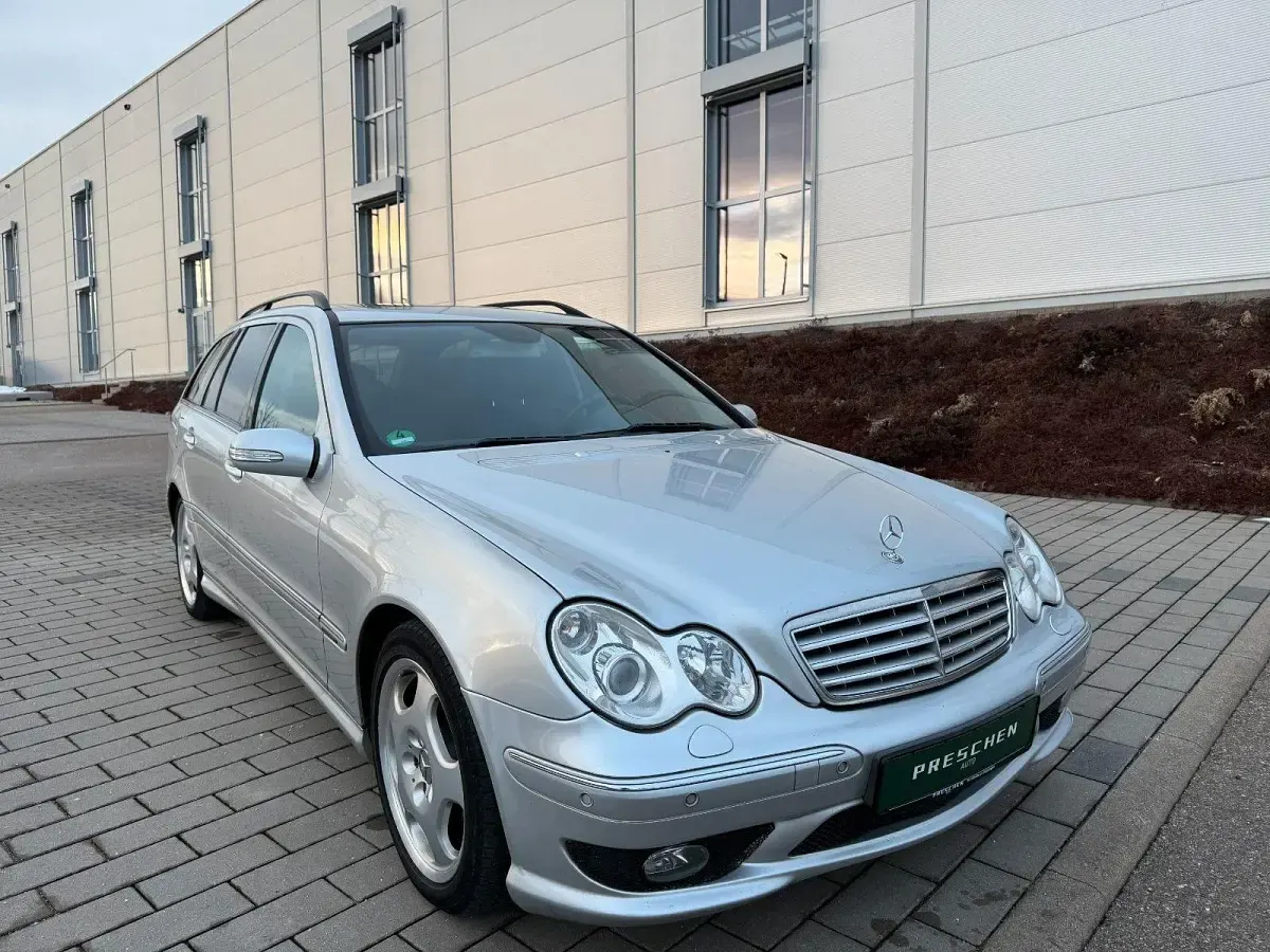 Gebraucht Mercedes C320 Avantgarde 224 PS (164 kW) 2006 Silber Limousine