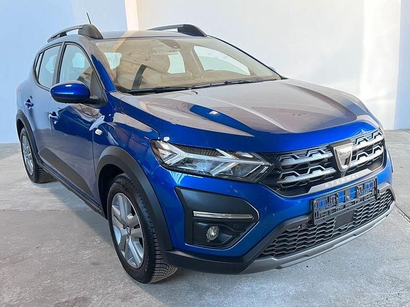 Gebraucht Dacia Sandero Comfort 101 PS (74 kW) 2022 Blau Limousine