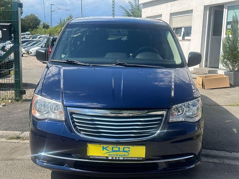 Gebraucht Dodge Grand Caravan 283 PS (208 kW) 2013 Dunkelblau Van / Kleinbus