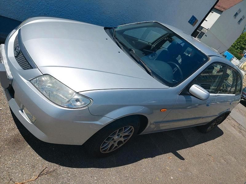 Grau Gebraucht 2001 Mazda 323F Sporty Limousine | 1.500 € (Superpreis) - Bild 1/4