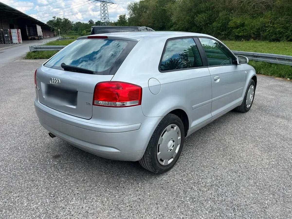 Gebraucht Audi A3 102 PS (75 kW) 2008 Silber Kleinwagen