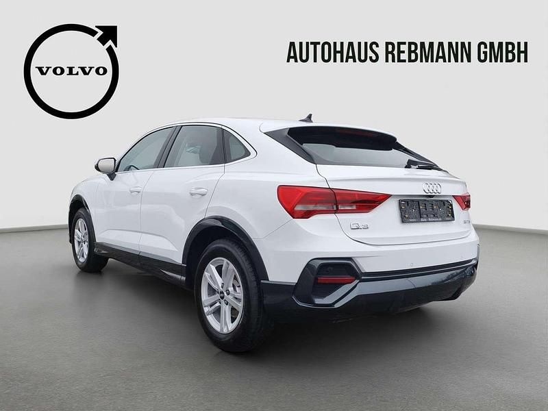 Gebraucht Audi Q3 Sportback Basis 150 PS (110 kW) 2022 Ibisweiß SUV