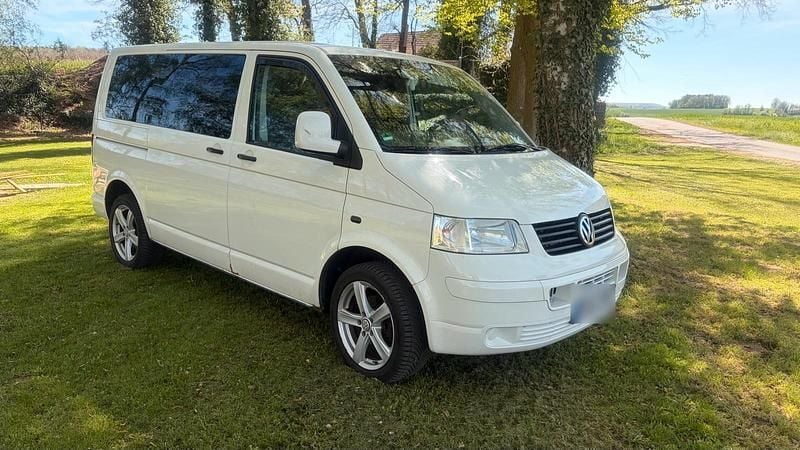 Gebraucht VW Caravelle 105 PS (77 kW) 2007 Weiß Van