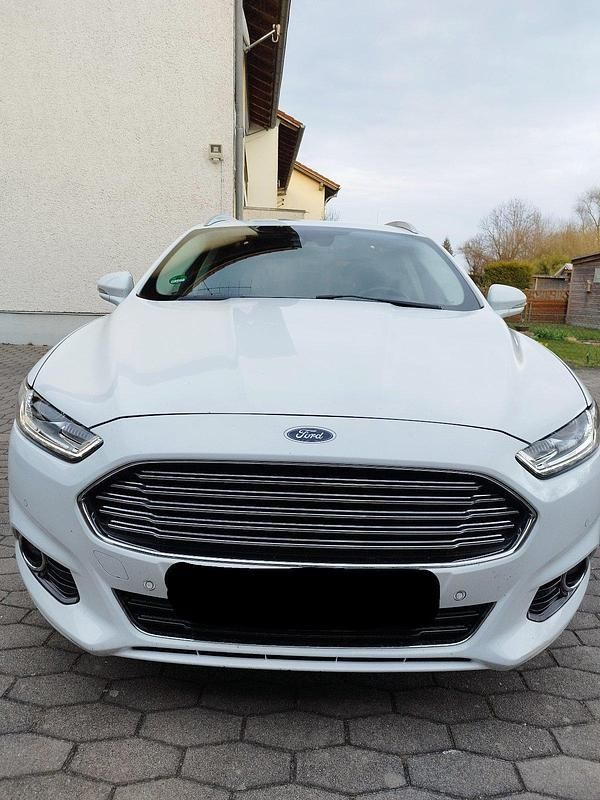 Gebraucht Ford Mondeo 150 PS (110 kW) 2016 Weiß Kombi