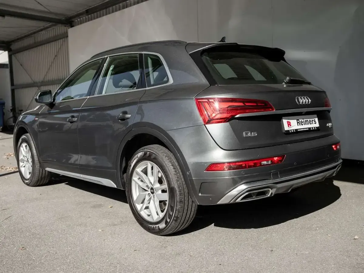 Gebraucht Audi Q5 S-Line 265 PS (194 kW) 2022 Grau SUV