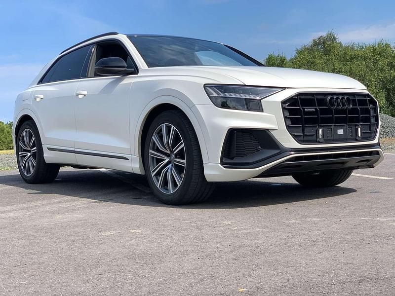Schwarz Gebraucht 2019 Audi Q8 S-Line SUV | 57.700 € (Fairer Preis) - Bild 1/4