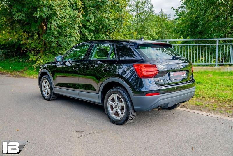 Gebraucht Audi Q2 Basis 116 PS (85 kW) 2019 Schwarz SUV