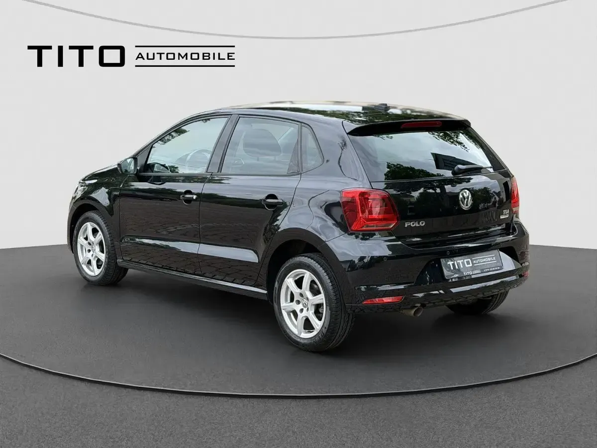 Gebraucht VW Polo LOUNGE 90 PS (66 kW) 2015 Schwarz Kleinwagen