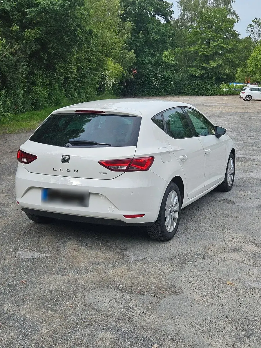 Gebraucht Seat Leon Style 110 PS (80 kW) 2016 Weiß Kleinwagen