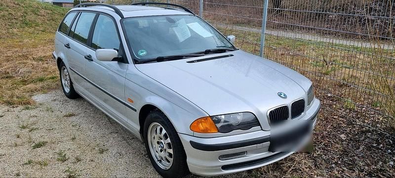 Gebraucht BMW 318 118 PS (86 kW) 2001 Silber Kombi