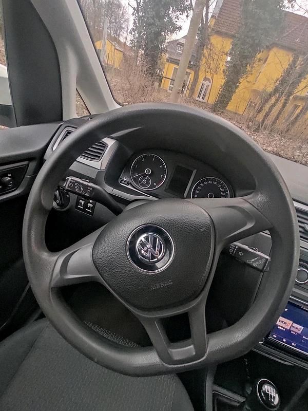 Weiß Gebraucht 2025 VW Caddy Comfortline Van / Kleinbus | 7.399 € - Bild 1/4