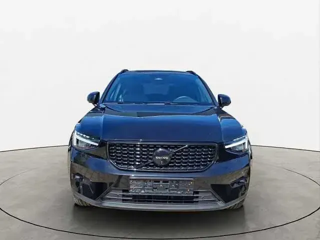 Gebraucht Volvo XC40 120 PS (88 kW) 2025 SUV