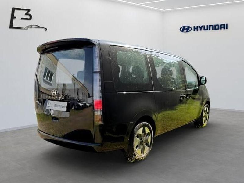 Gebraucht Hyundai Staria Trend 224 PS (164 kW) 2024 Schwarz Van / Kleinbus
