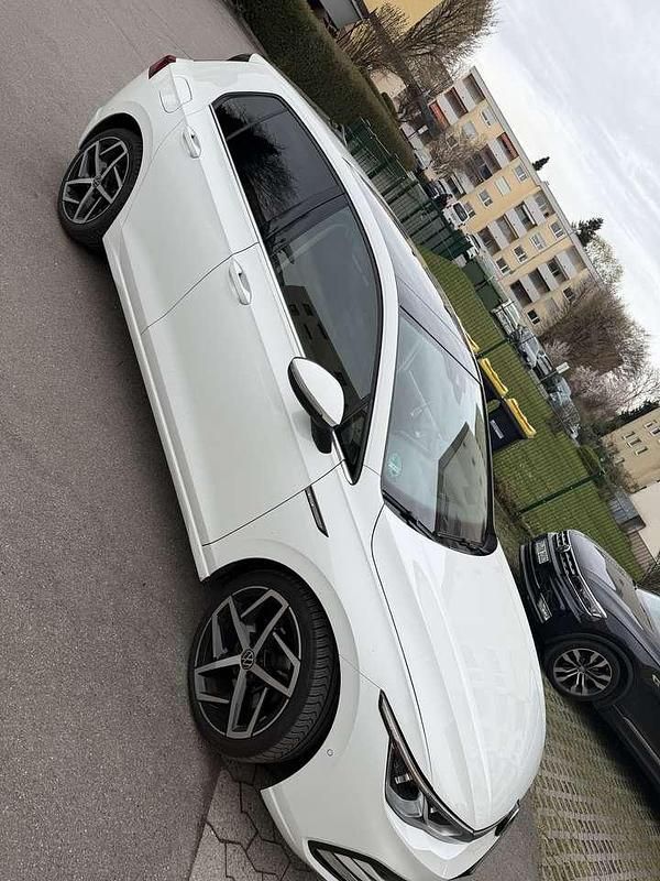 Gebraucht VW Golf VII Style 150 PS (110 kW) 2020 Weiß Kleinwagen