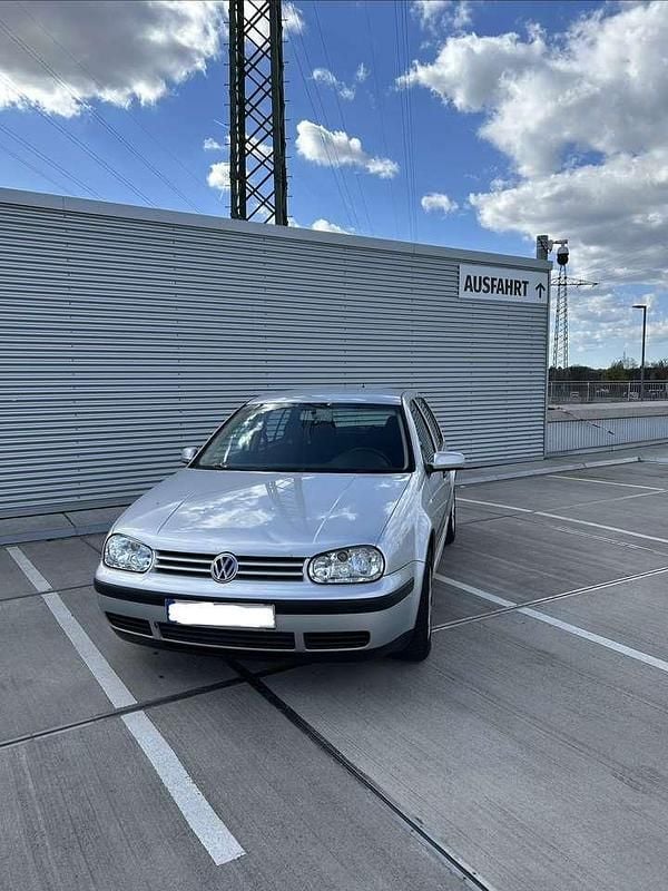Gebraucht VW Golf IV 101 PS (74 kW) 2002 Limousine