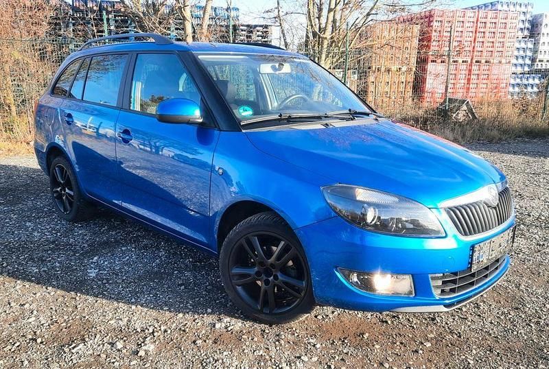 Blau Gebraucht 2013 Skoda Fabia Ambition Kombi | 4.900 € (Fairer Preis) - Bild 1/4