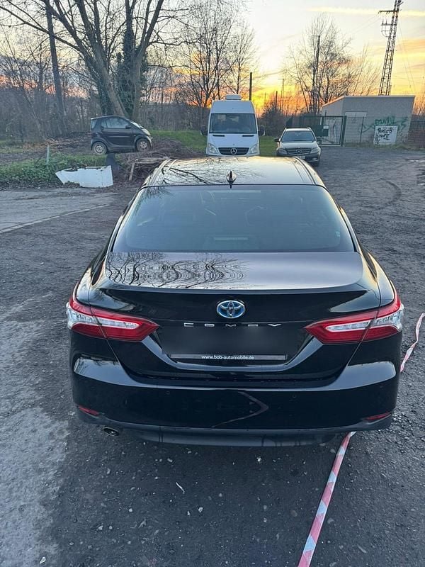 Gebraucht Toyota Camry Hybrid 178 PS (130 kW) 2020 Schwarz Limousine