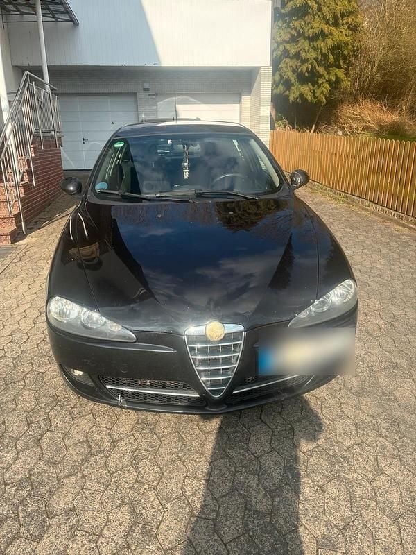 Gebraucht Alfa Romeo 147 120 PS (88 kW) 2007 Schwarz Kleinwagen