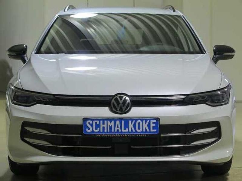 Oryxweiß perlmutteffekt (metallic) Gebraucht 2024 VW Golf VIII Goal Kombi | 28.950 € (Fairer Preis) - Bild 1/4