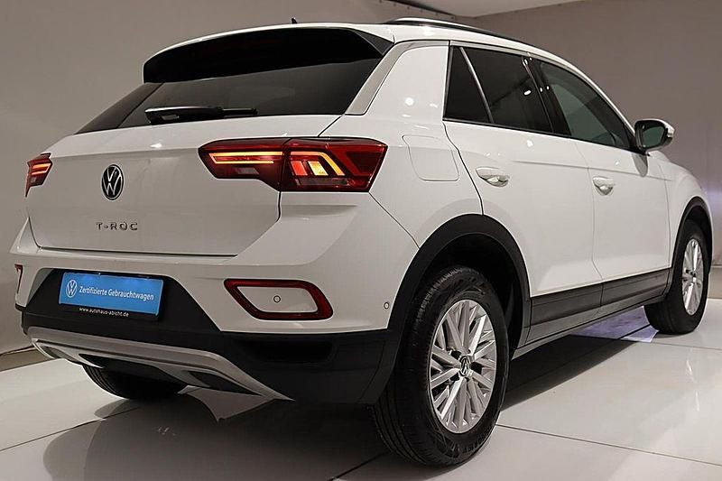 Gebraucht VW T-Roc Life 110 PS (80 kW) 2022 Weiß SUV