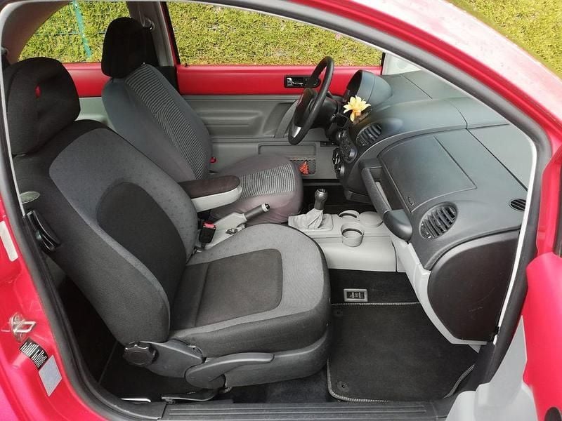 Używany VW Beetle 116 KM (85 kW) 1998 Czerwony
