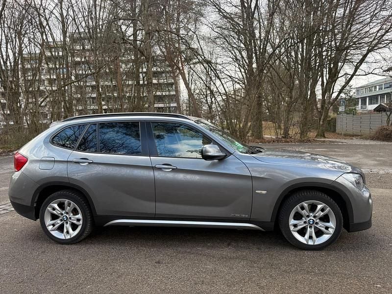 Gebraucht BMW X1 143 PS (105 kW) 2012 Grau SUV