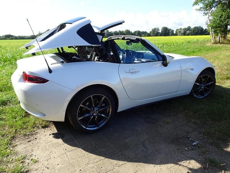 Weiß Gebraucht 2019 Mazda MX5 Sports-Line Cabrio | 24.200 € (Fairer Preis) - Bild 1/4