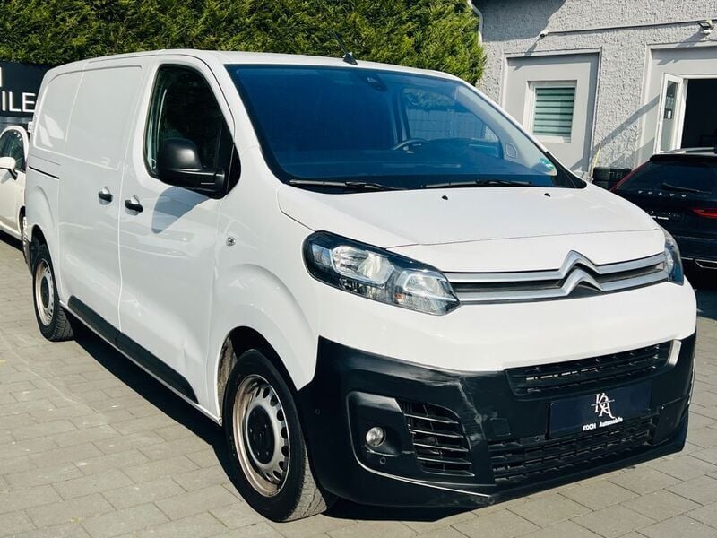 Lackierung weiss icy/typ ausse Gebraucht 2024 Citroën Jumpy Van / Kleinbus | 24.999 € (Superpreis) - Bild 1/4